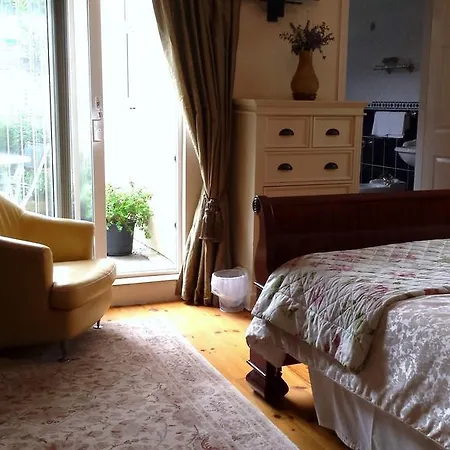 Bed & Breakfast Killerig House